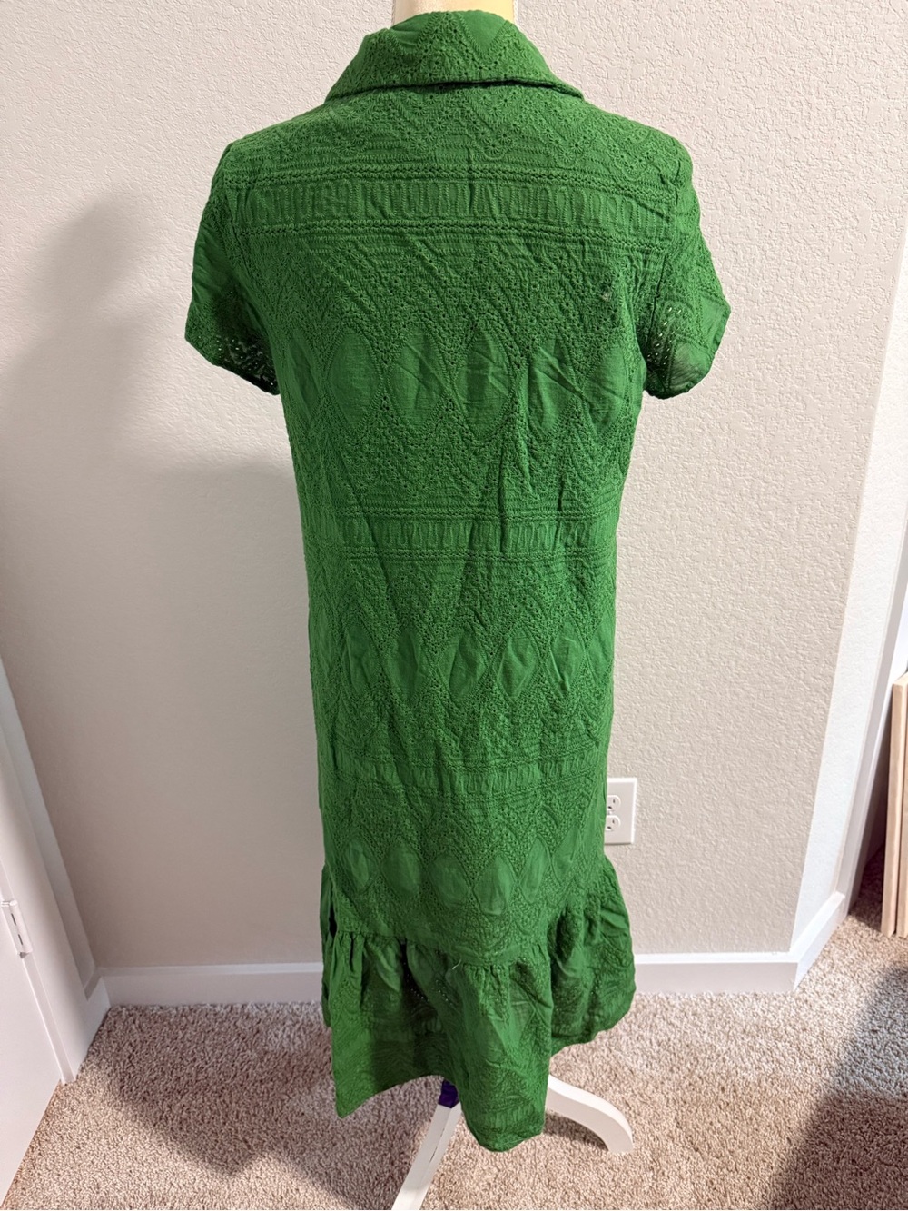 Chicwish Emerald Eyelet Belted Midi Dress - Picture 10 of 11